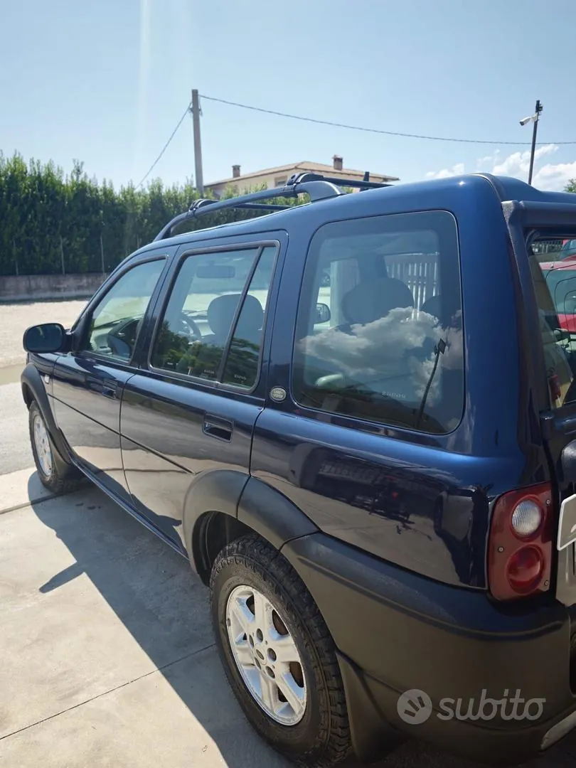 Land Rover Freelander 2002 photo 4