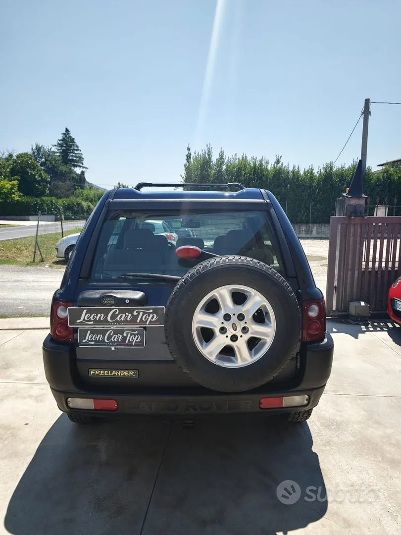 Land Rover Freelander 2002 photo 2