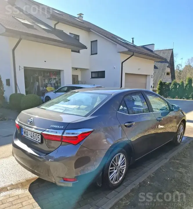 Toyota Corolla 2019 photo 2