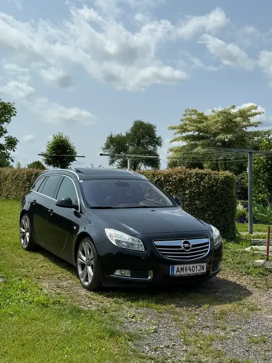 Opel Insignia 2009 photo 2
