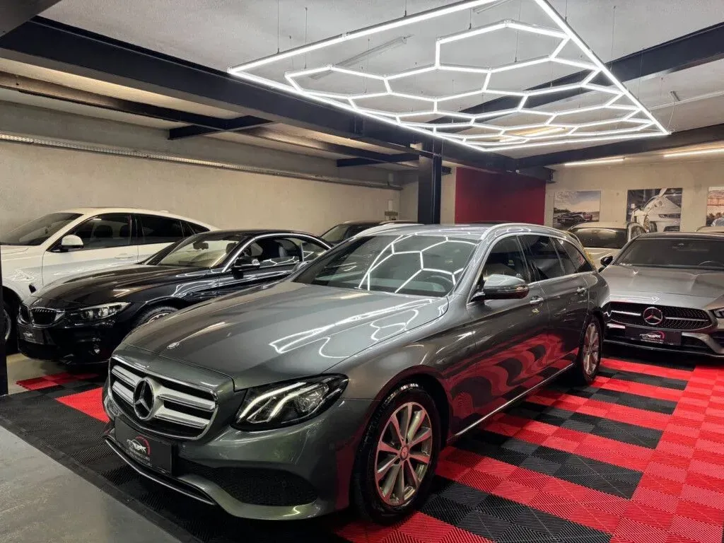 Mercedes-Benz E-Class 2017 photo 3