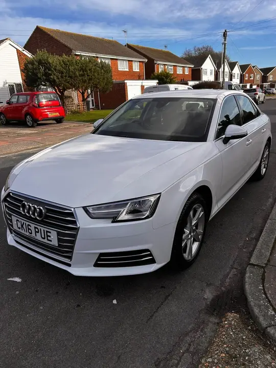 Audi A4 2016 photo 2