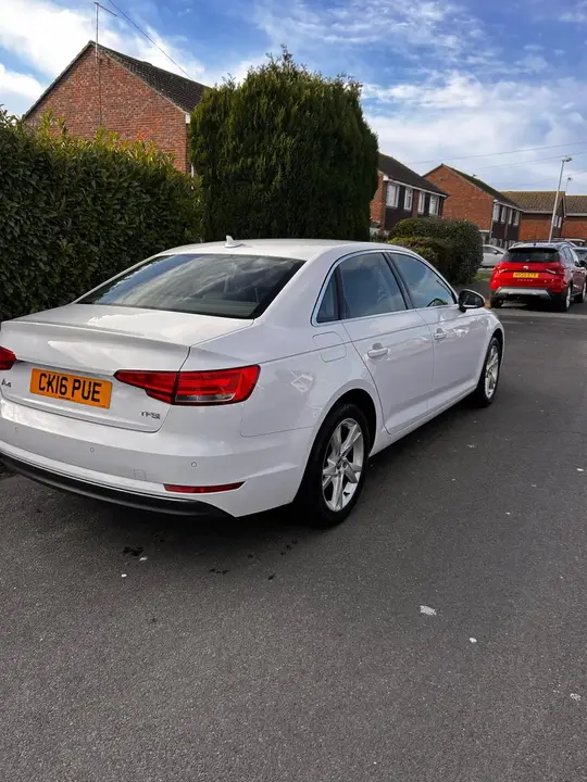 Audi A4 2016 photo 5