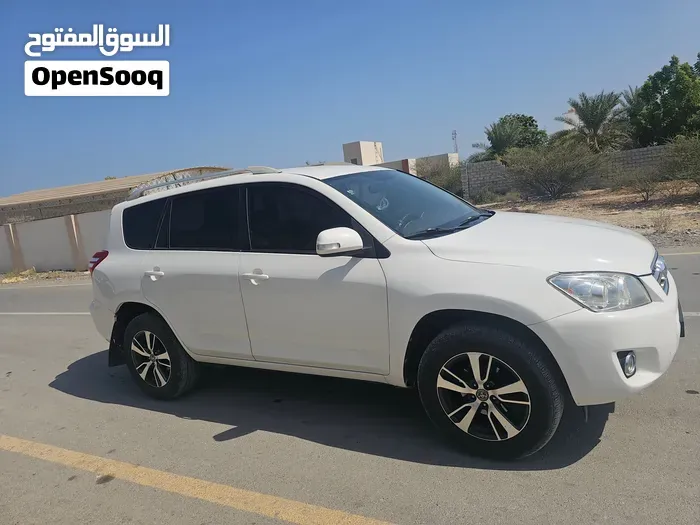 Toyota Rav 4 2012 photo 3