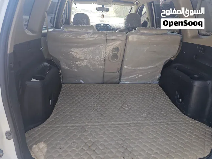 Toyota Rav 4 2012 photo 4