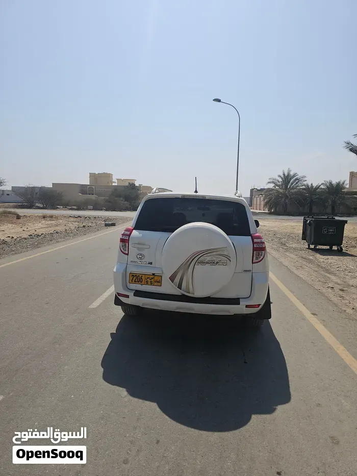 Toyota Rav 4 2012 photo 2
