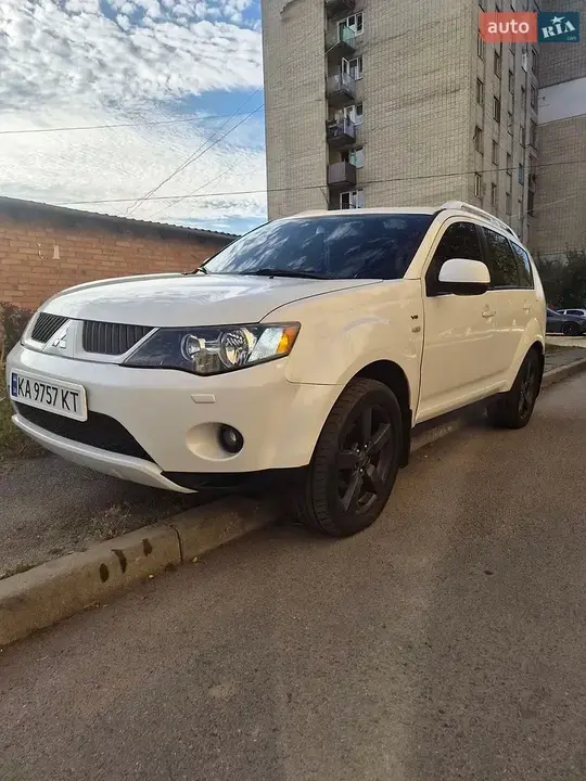 Mitsubishi Outlander Xl