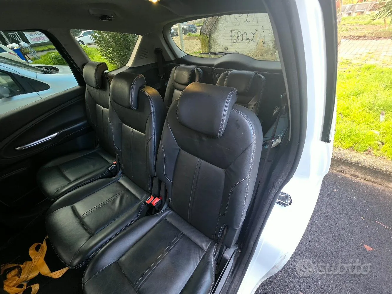 Ford S-Max 2014 photo 5