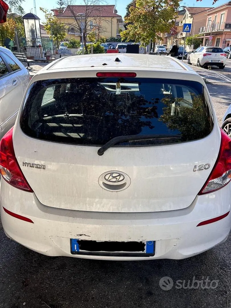 Hyundai I20 2012 photo 4