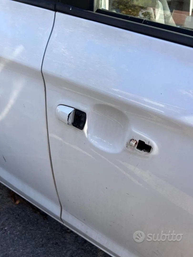 Hyundai I20 2012 photo 3