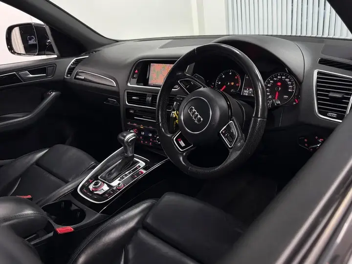 Audi Q5 2016 photo 2