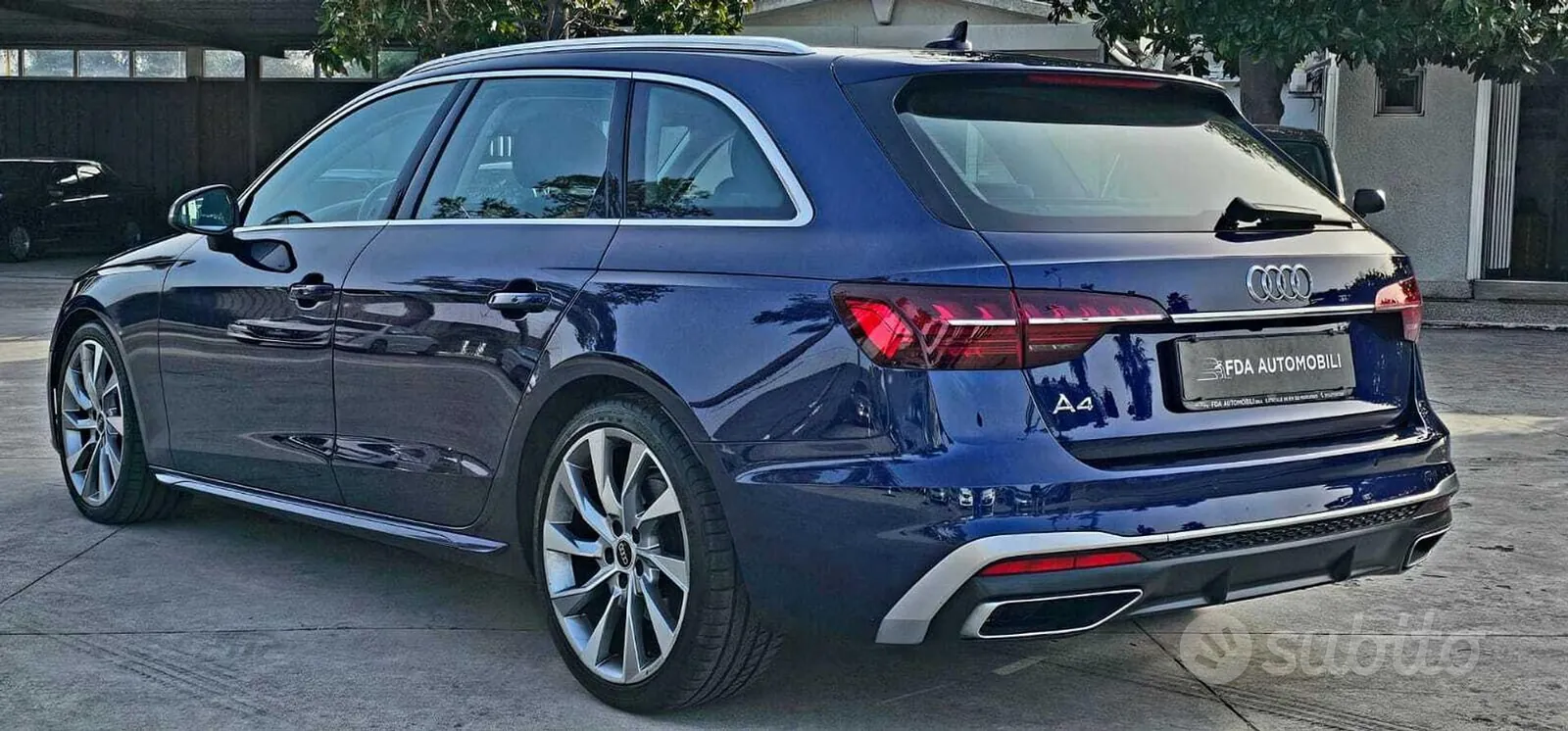 Audi A4 2022 photo 2