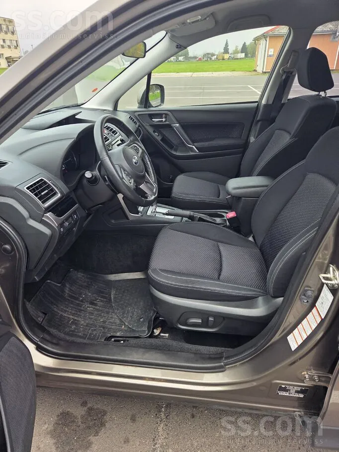 Subaru Forester 2017 photo 3