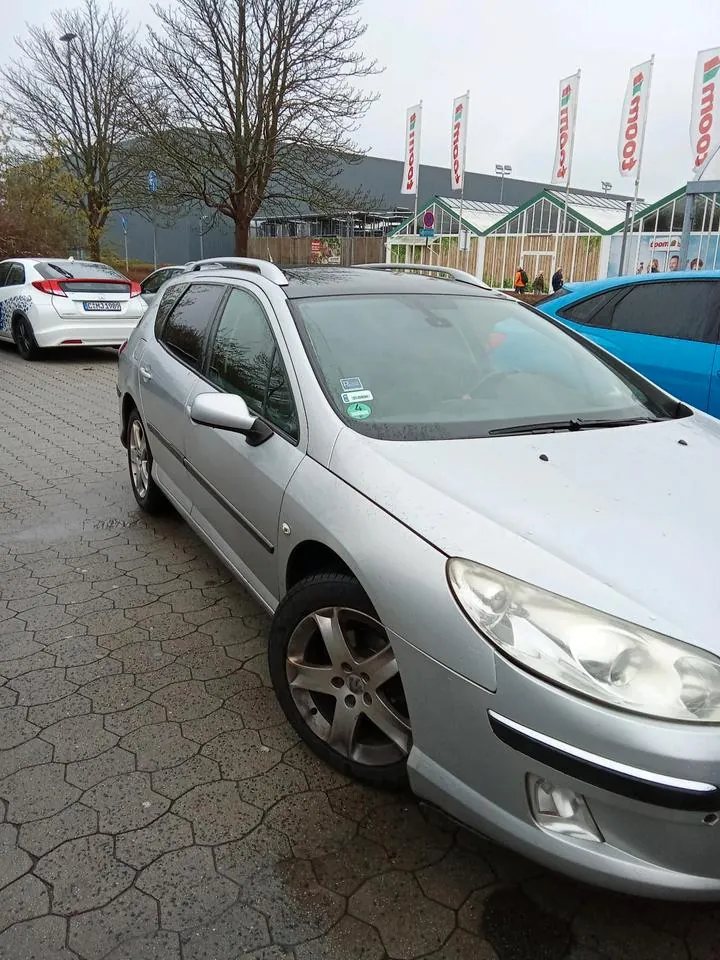 Peugeot 407