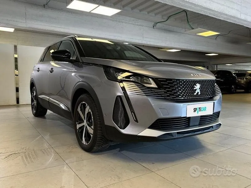Peugeot 5008 2024 photo 5