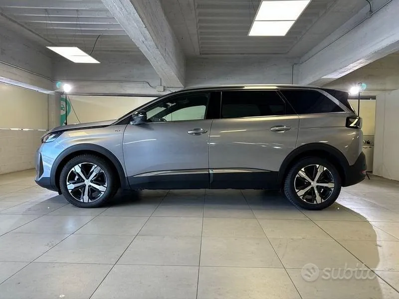 Peugeot 5008 2024 photo 2