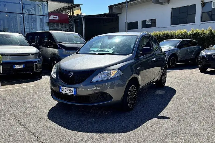 Lancia Ypsilon 2023 photo 3