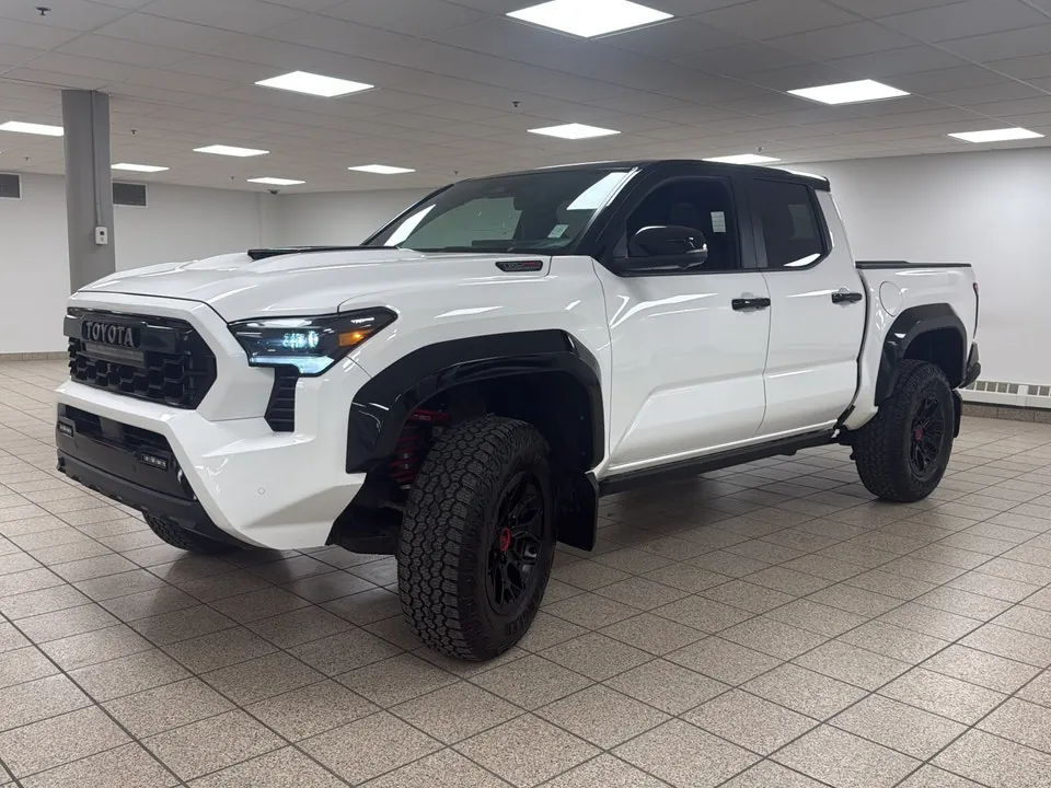 Toyota Tacoma 2025 photo 2