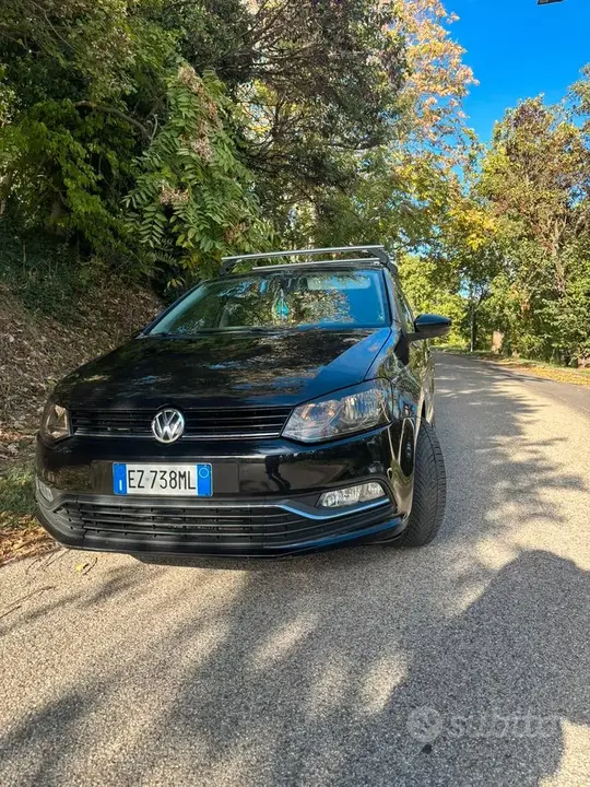 Volkswagen Polo 2015 photo 2