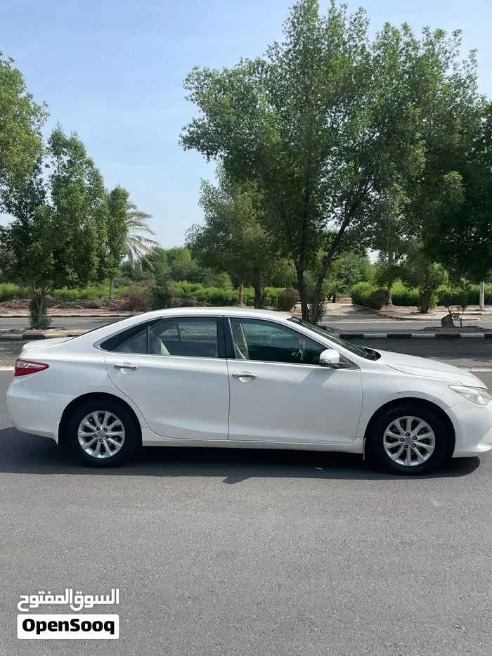 Toyota Camry 2016 photo 2