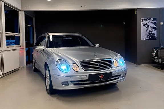 Mercedes-Benz E-Class 2005 photo 4
