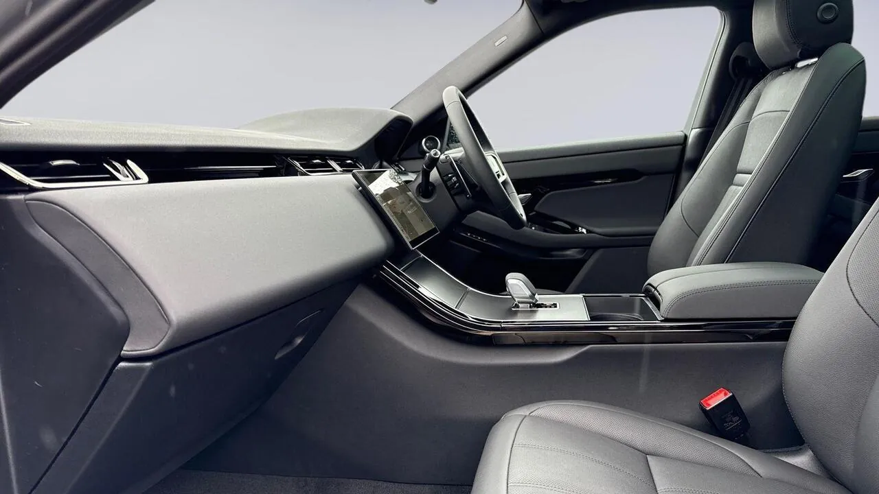 Land Rover Range Rover Evoque 2026 photo 3