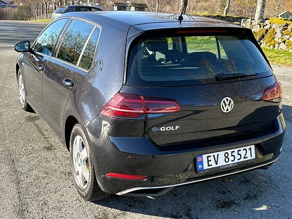 Volkswagen E-Golf 2019 photo 5