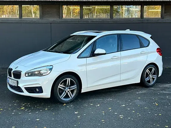 BMW 218D 2015 photo 3