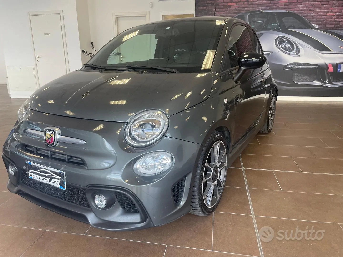 Abarth 595 2018 photo 3