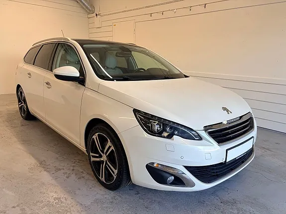 Peugeot 308 2015 photo 3