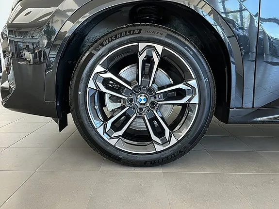 BMW Ix2 2026 photo 4