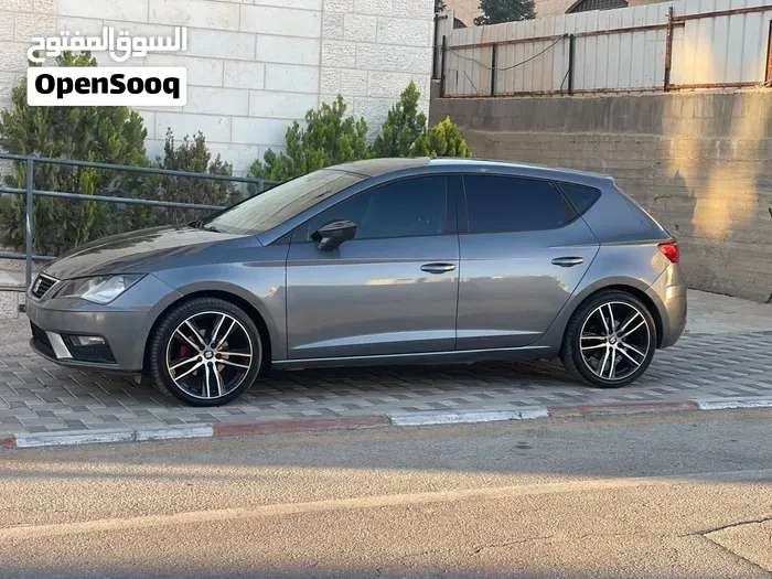 Seat Leon 2018 photo 2