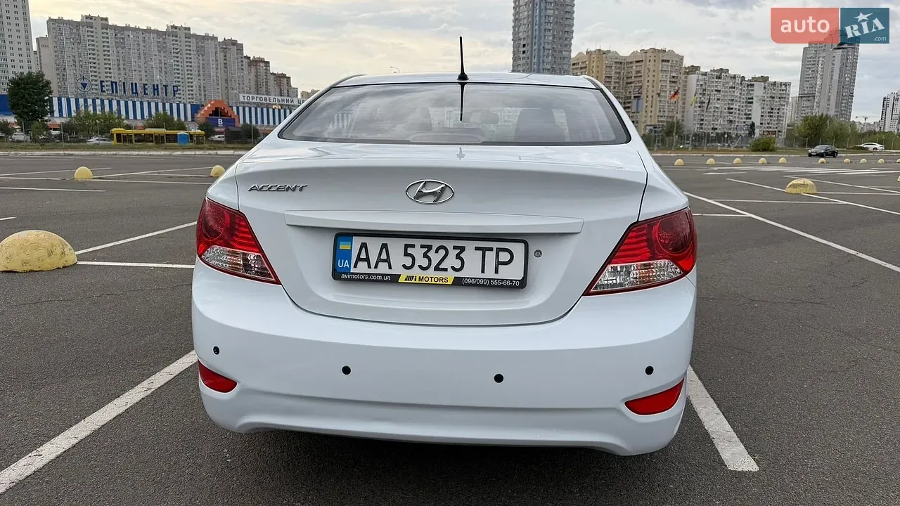 Hyundai Accent 2018 photo 2