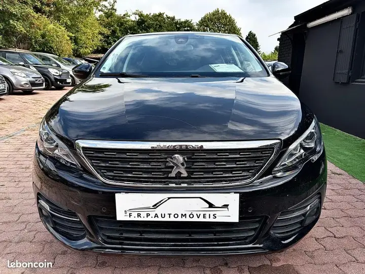Peugeot 308 2018 photo 3