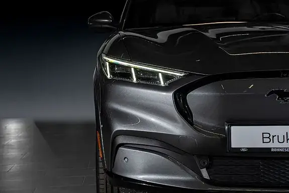 Ford Mustang Mach-E 2021 photo 4