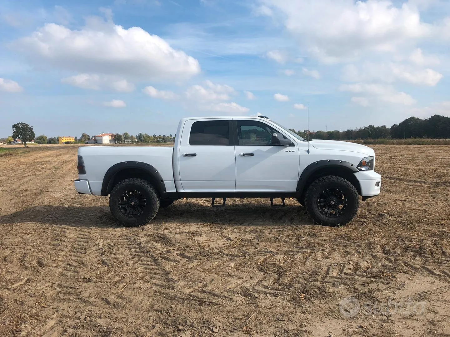 Dodge Ram 2010 photo 2