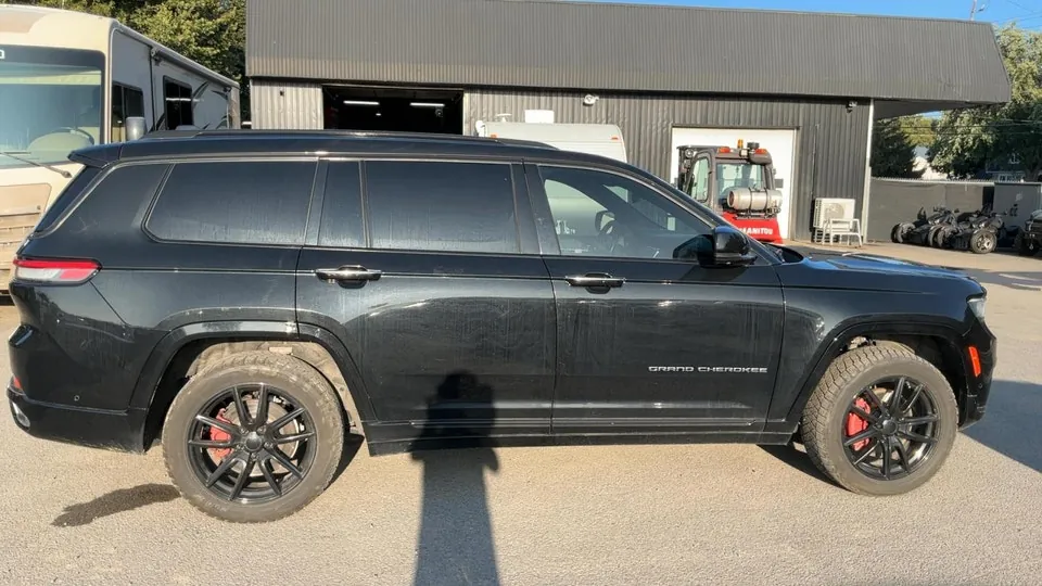 Jeep Grand Cherokee L 2021 photo 2