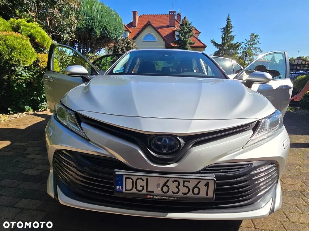 Toyota Camry 2019 photo 2