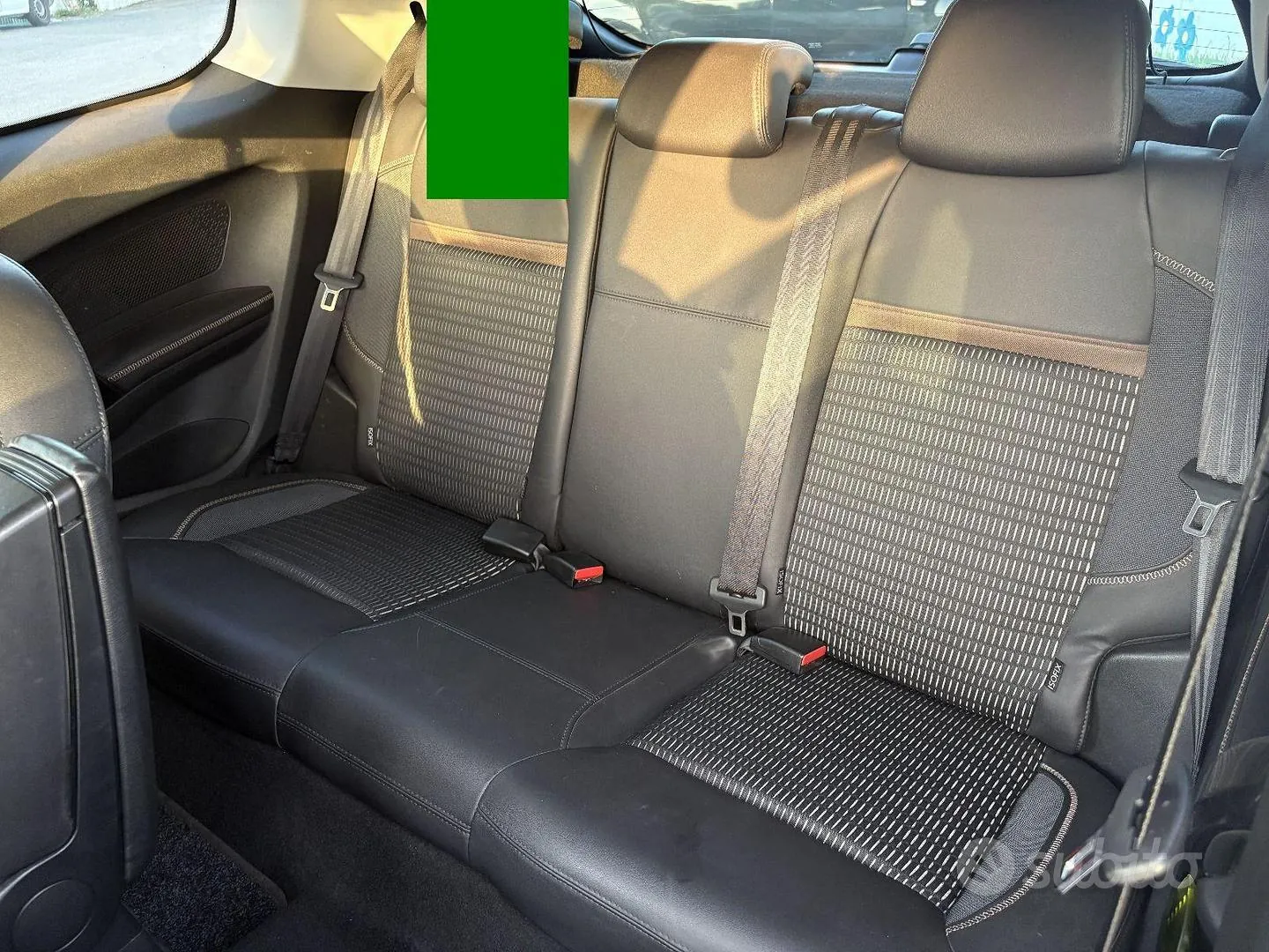 Peugeot 208 2014 photo 5