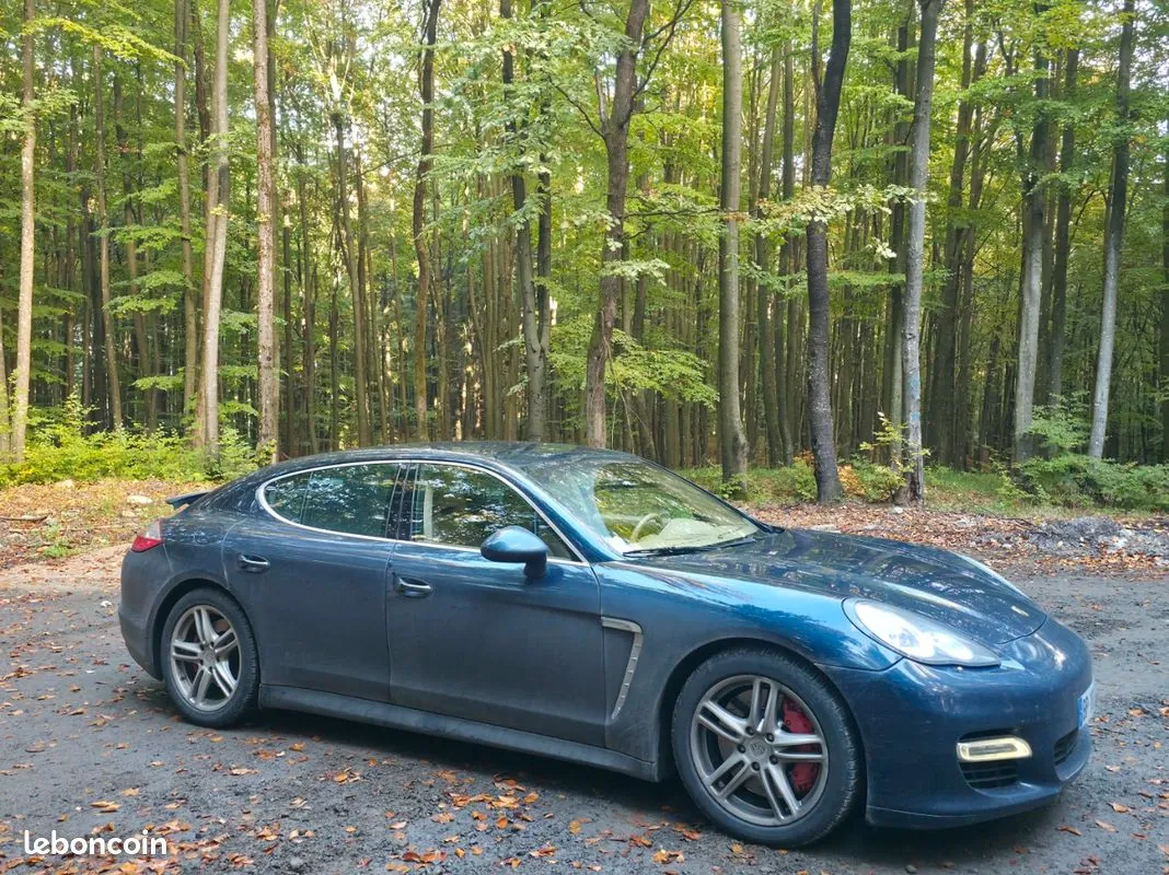 Porsche Panamera 2011 photo 3