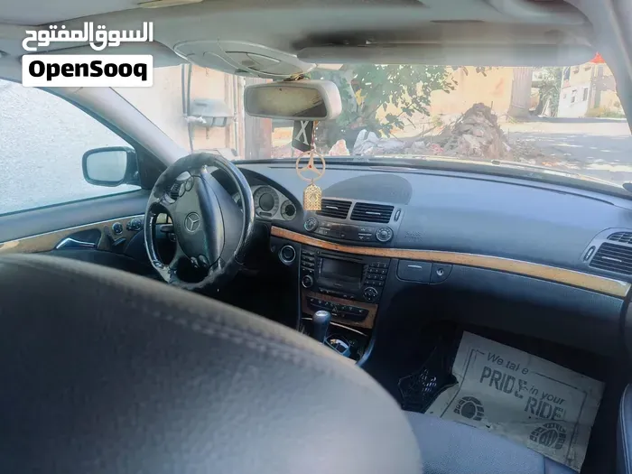 Mercedes-Benz E-Class 2007 photo 2