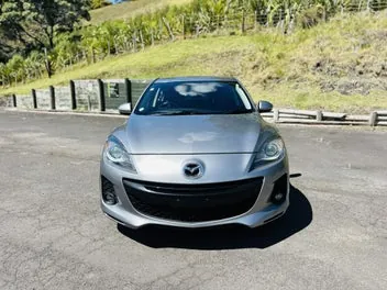 Mazda Axela 2012 photo 3