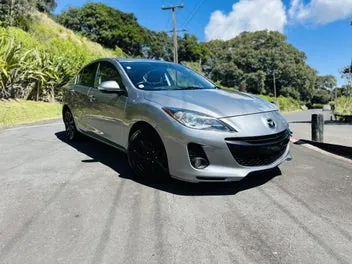Mazda Axela 2012 photo 2