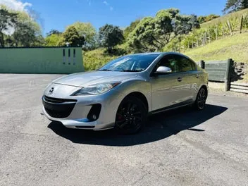 Mazda Axela 2012 photo 4