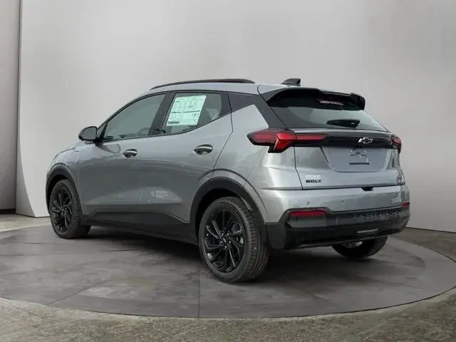 Chevrolet Bolt 2027 photo 3