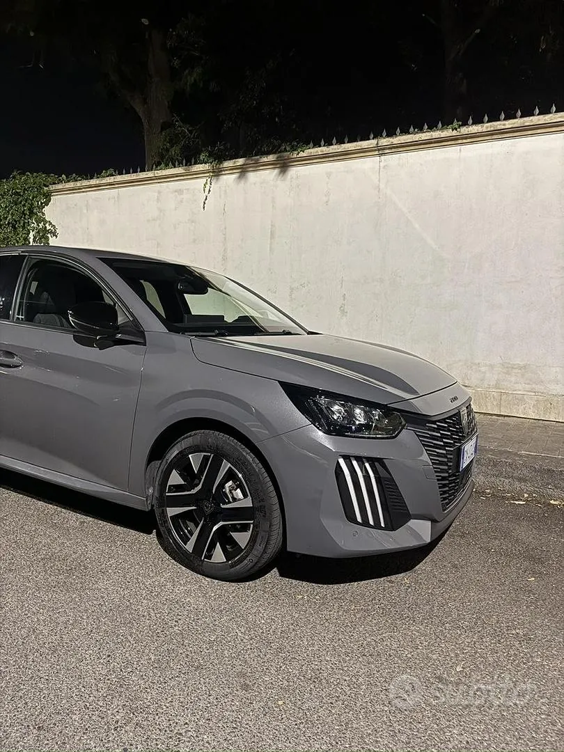 Peugeot 208 2025 photo 4