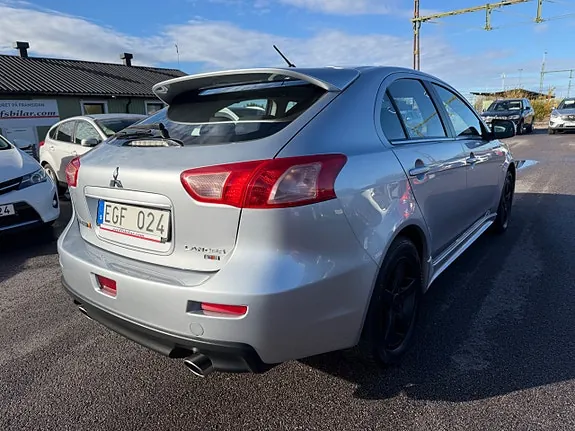 Mitsubishi Lancer 2010 photo 5