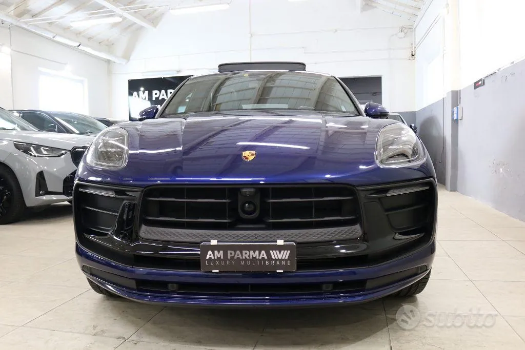 Porsche Macan 2023 photo 2