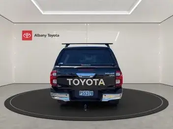 Toyota Hilux 2023 photo 5