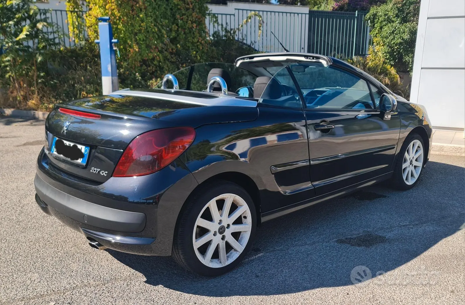 Peugeot 207 2009 photo 2